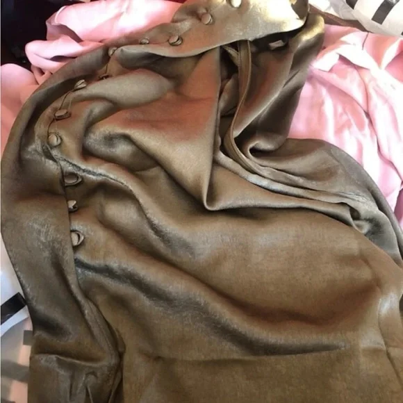 Dress - Picture 6 of 11